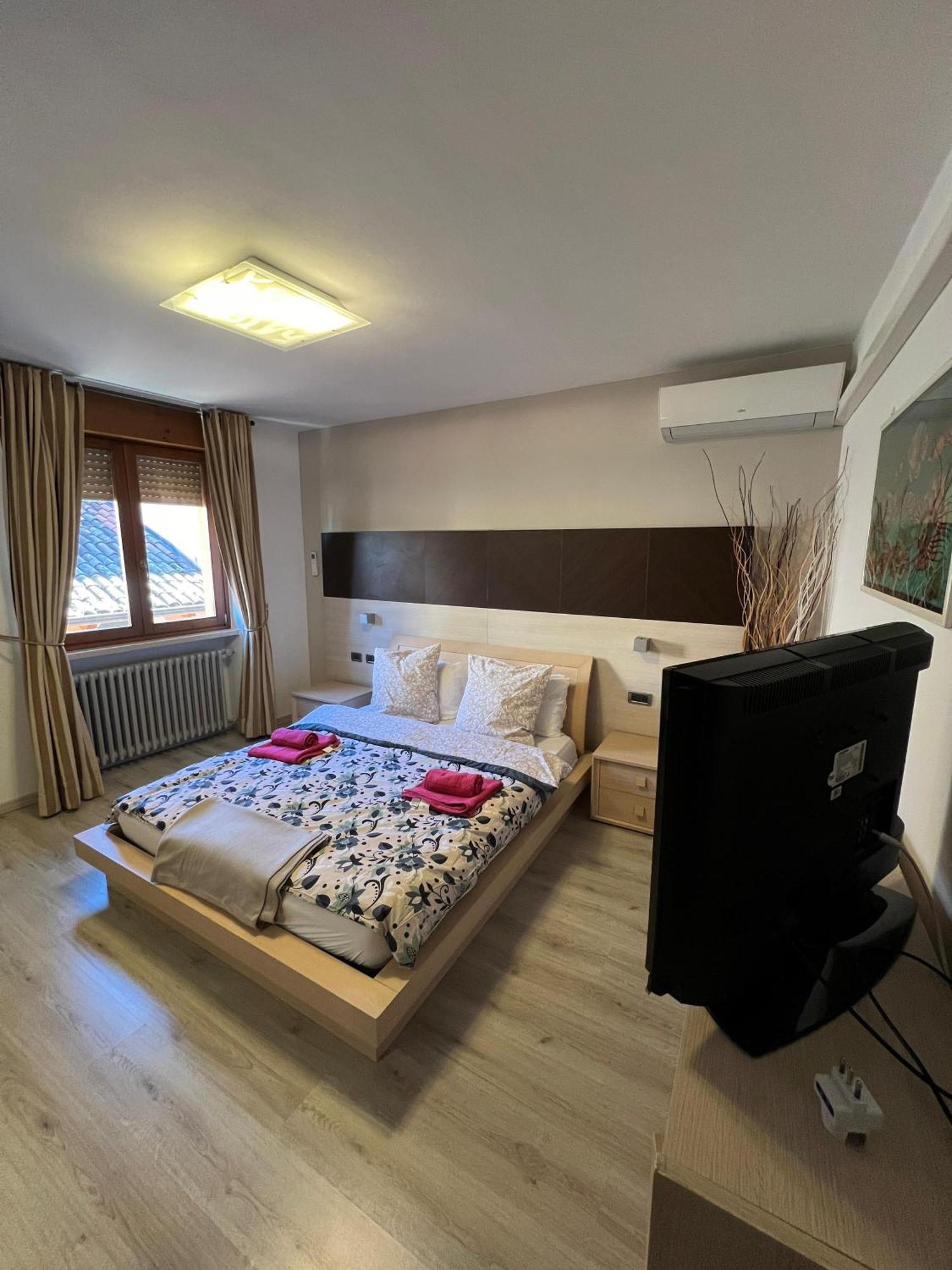 B&B Al Vittoriale Da Maja Gardone Riviera Dış mekan fotoğraf