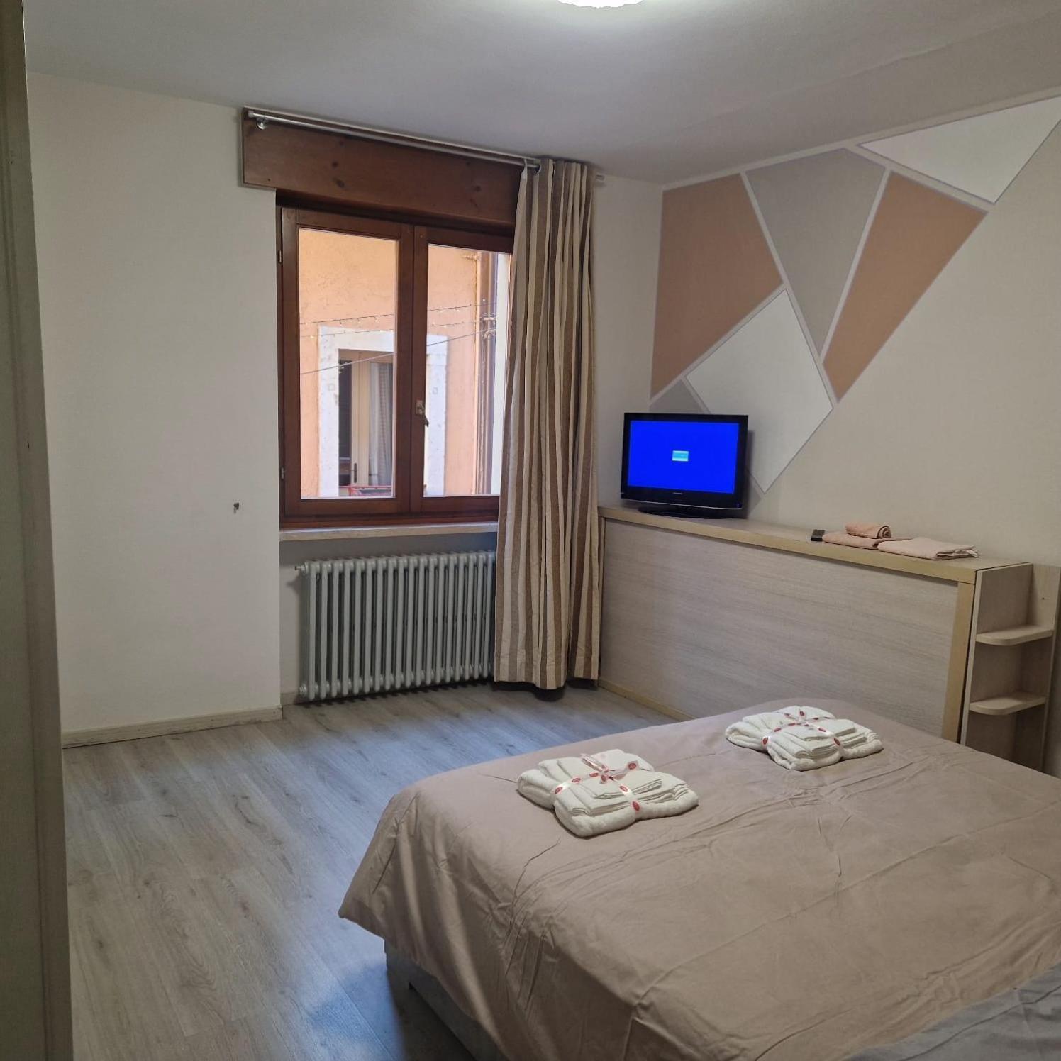 B&B Al Vittoriale Da Maja Gardone Riviera Dış mekan fotoğraf