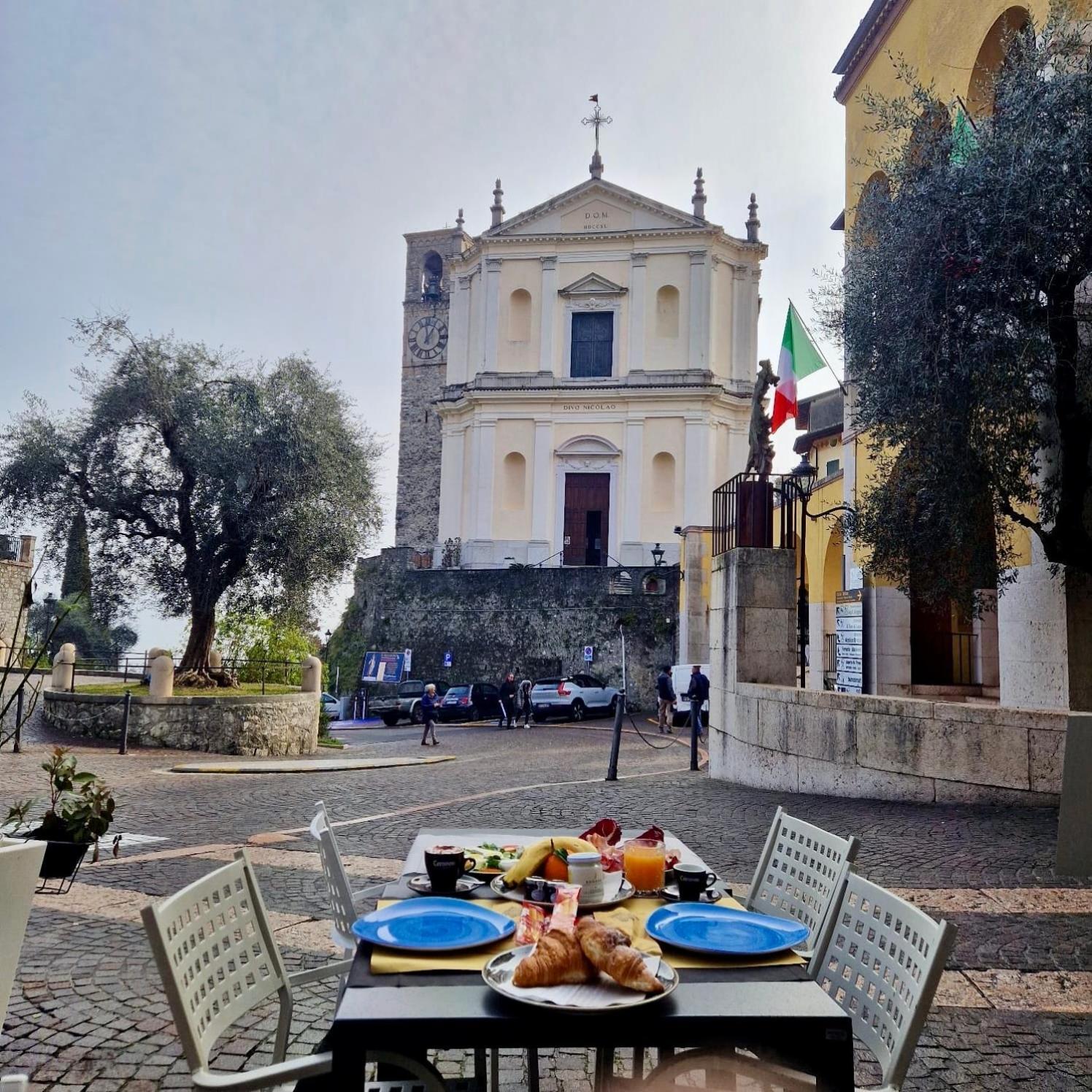 B&B Al Vittoriale Da Maja Gardone Riviera Dış mekan fotoğraf