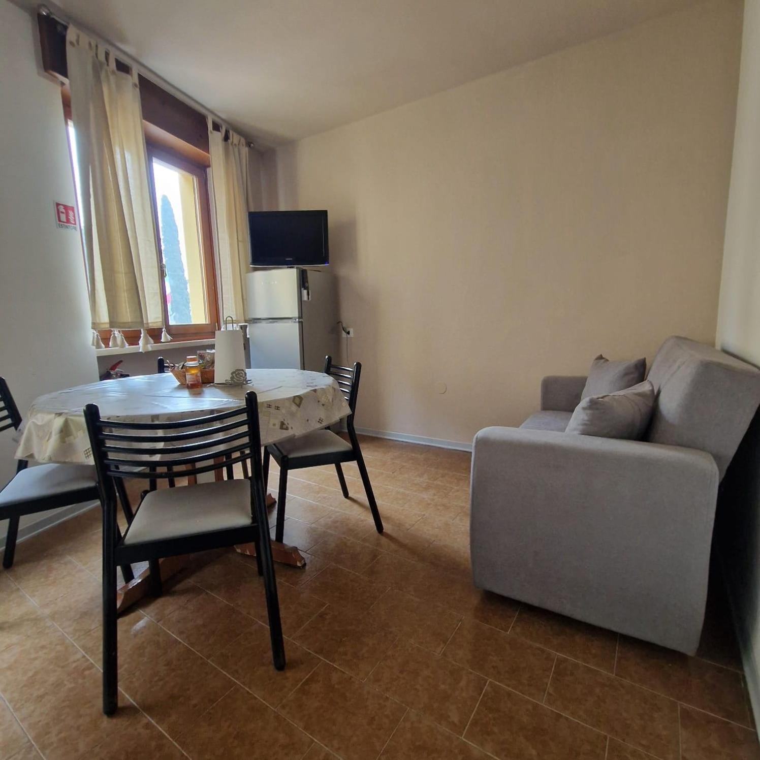 B&B Al Vittoriale Da Maja Gardone Riviera Dış mekan fotoğraf