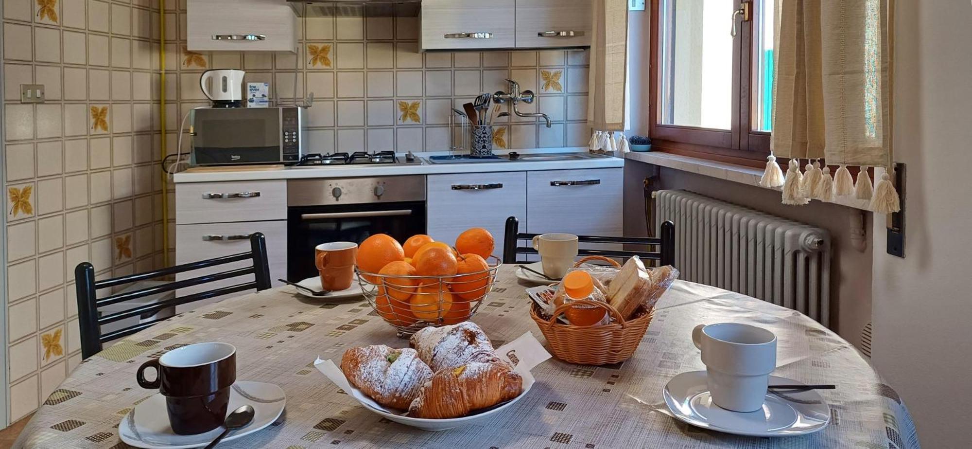 B&B Al Vittoriale Da Maja Gardone Riviera Dış mekan fotoğraf
