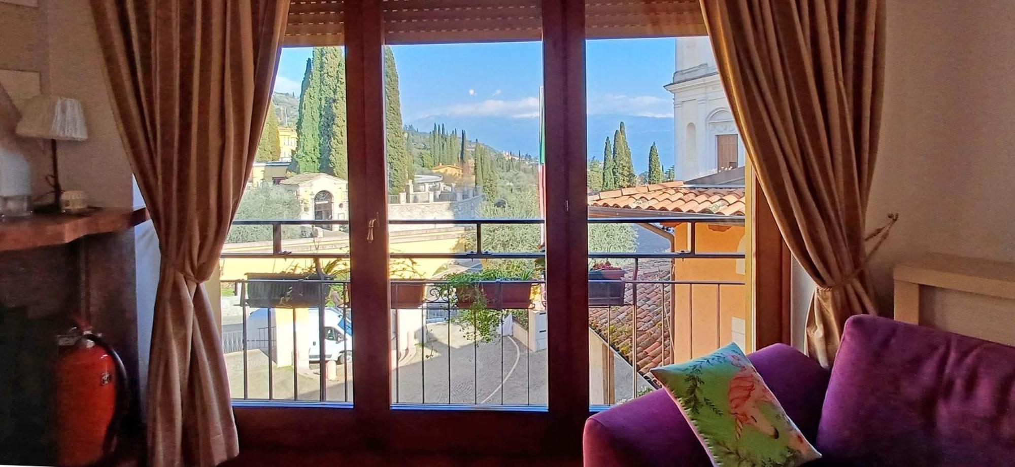 B&B Al Vittoriale Da Maja Gardone Riviera Dış mekan fotoğraf