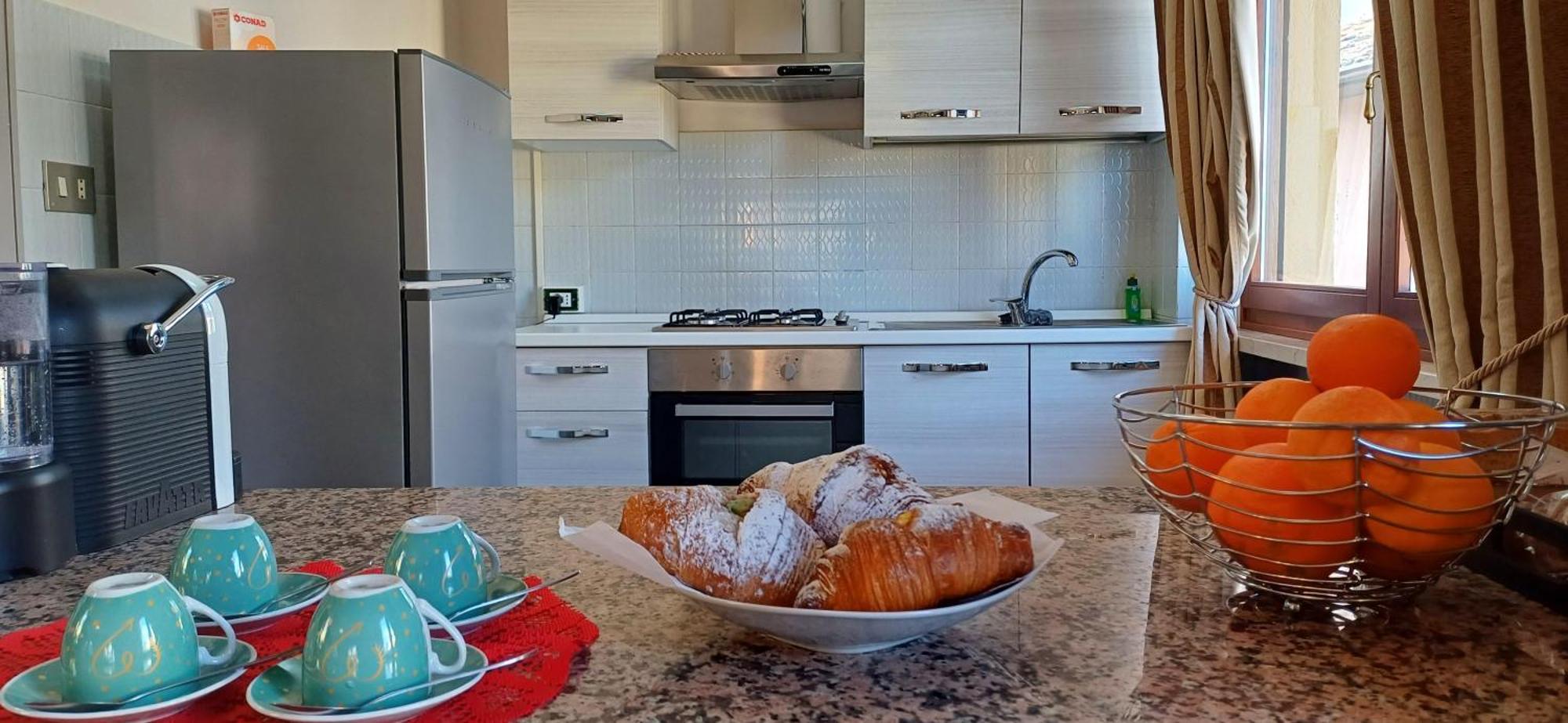 B&B Al Vittoriale Da Maja Gardone Riviera Dış mekan fotoğraf