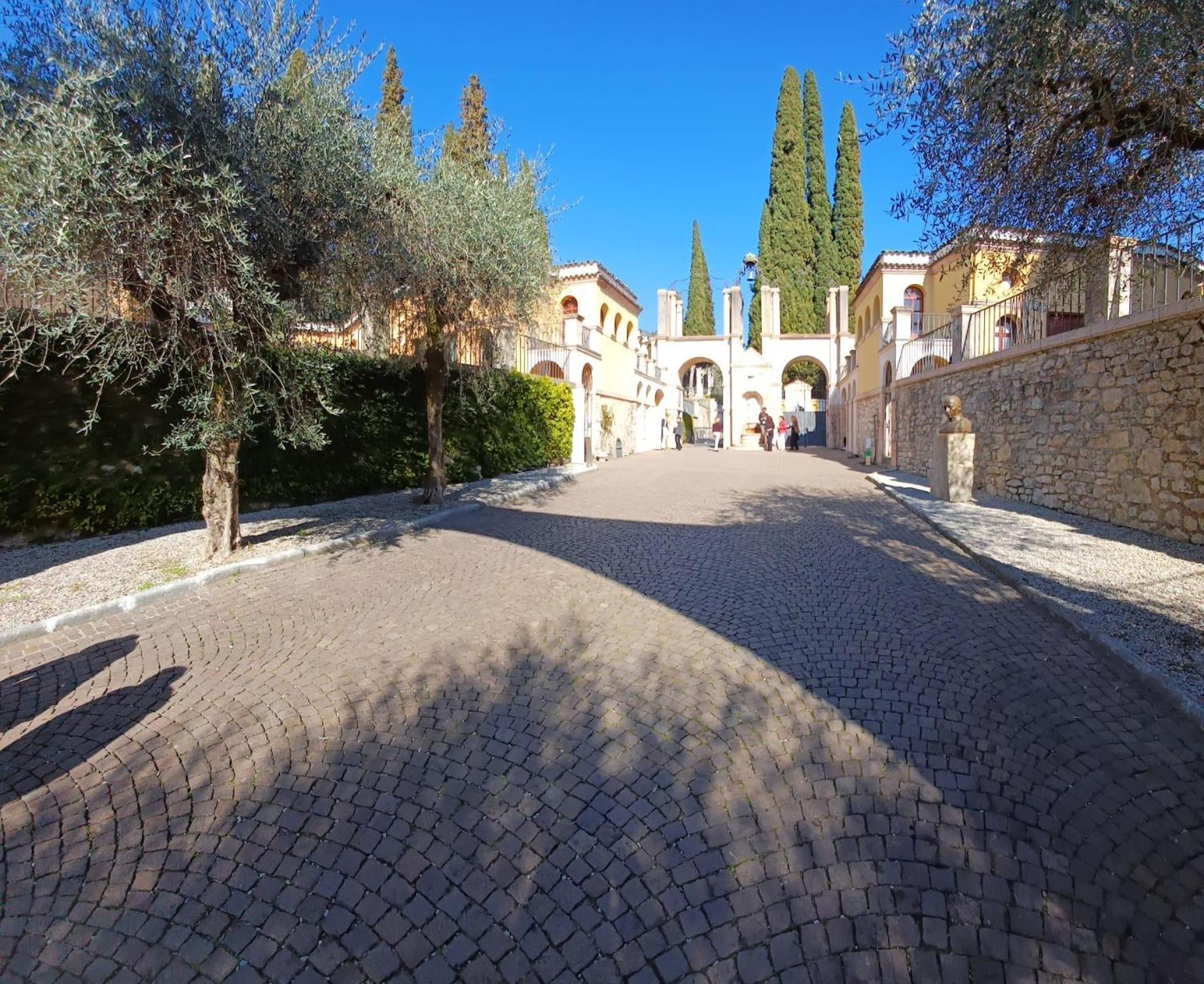 B&B Al Vittoriale Da Maja Gardone Riviera Dış mekan fotoğraf